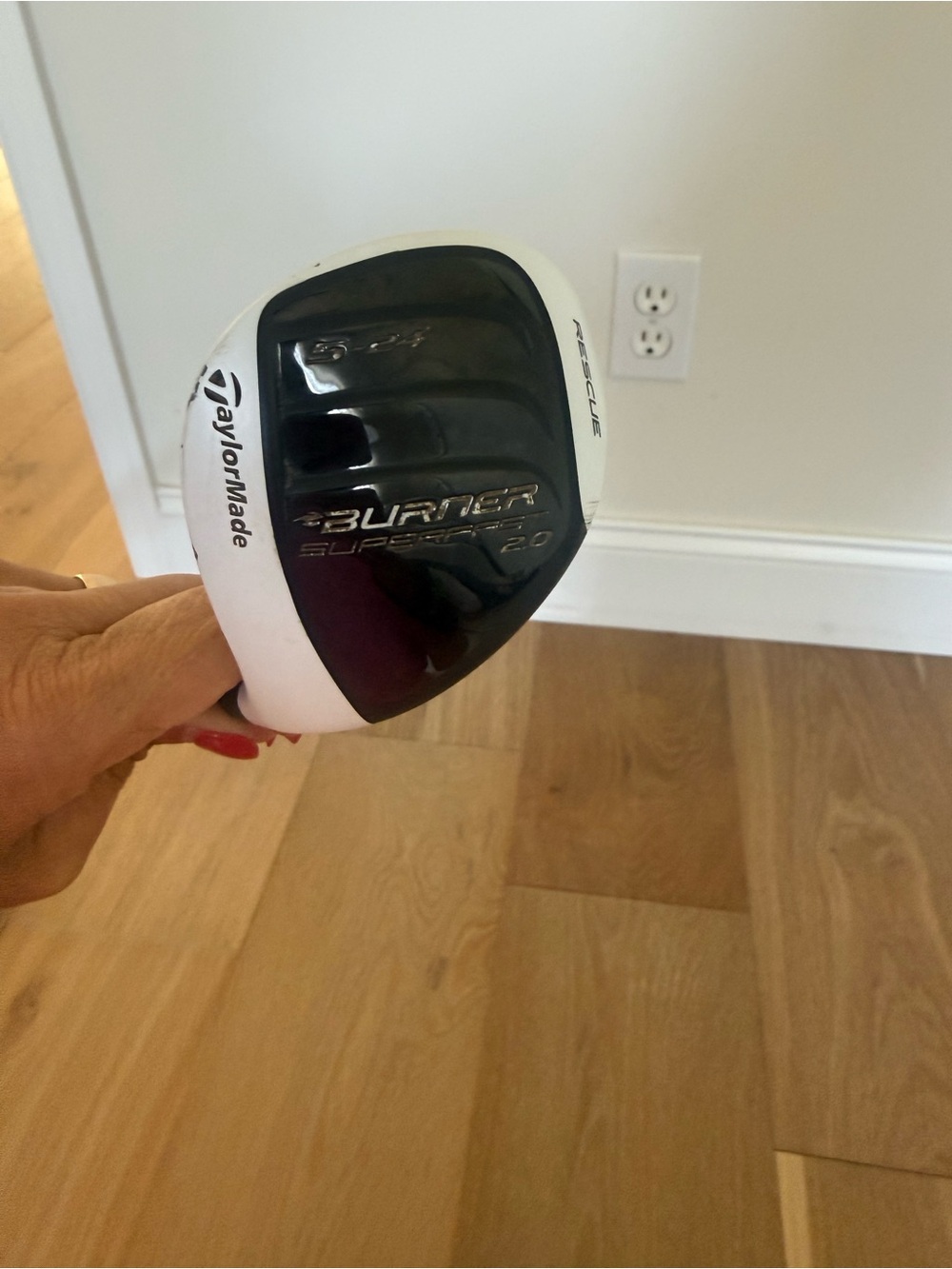 TaylorMade Rescue Club - White and Black